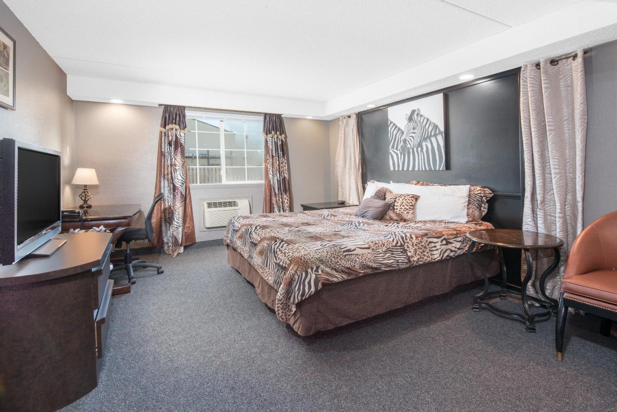 Knights Inn And Suites - Grand Forks Dış mekan fotoğraf