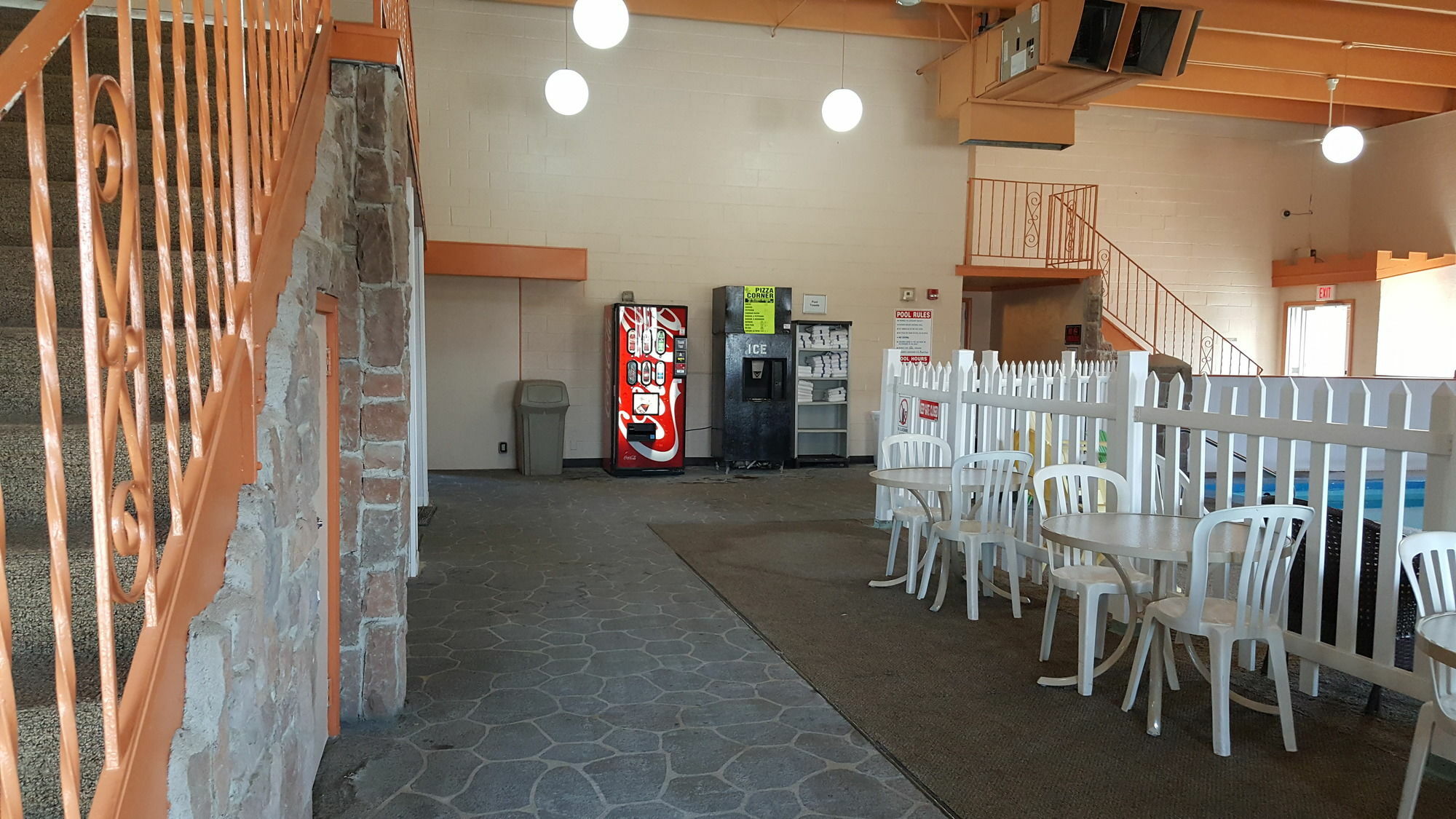 Knights Inn And Suites - Grand Forks Dış mekan fotoğraf